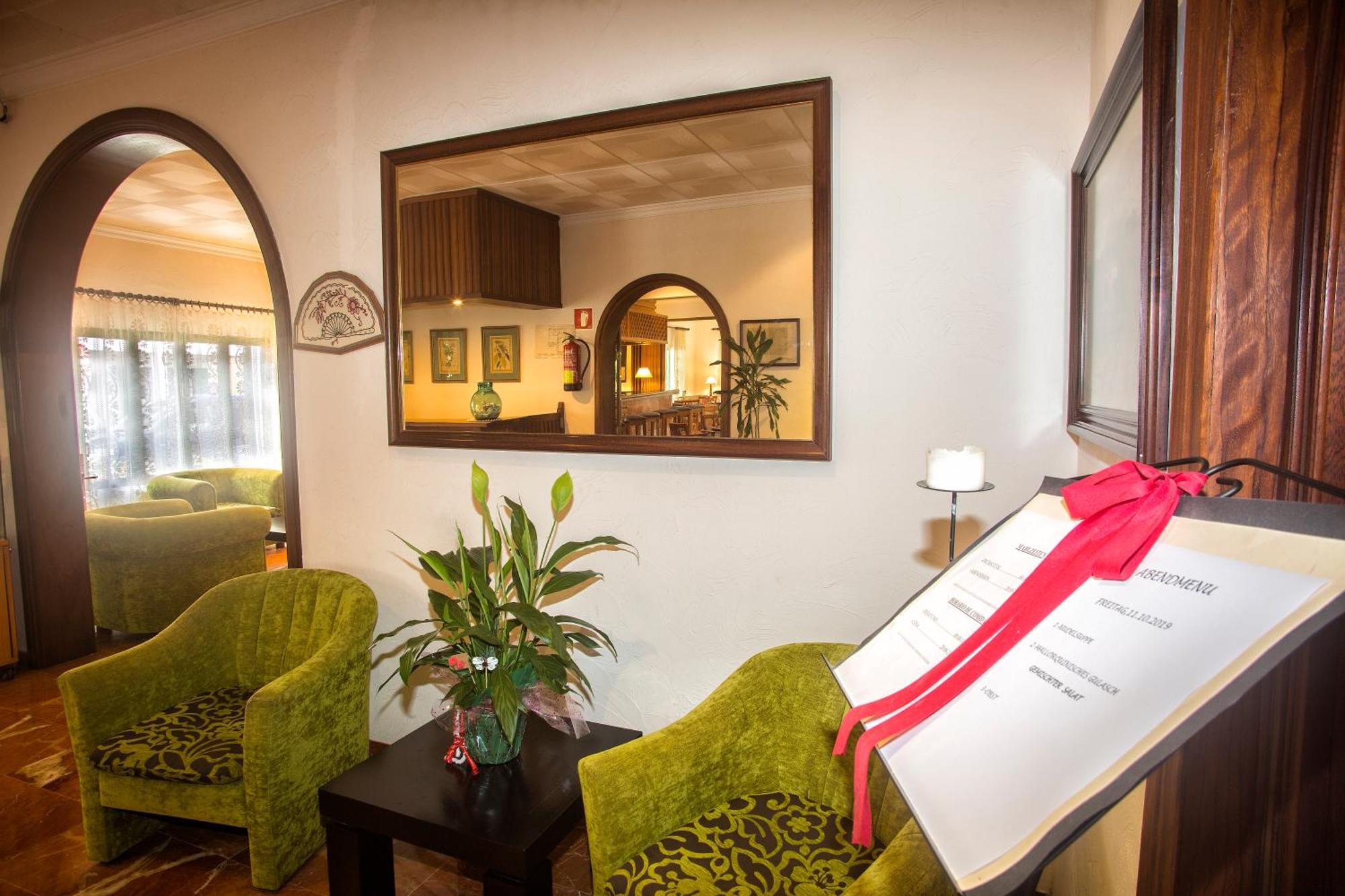 Hotel Martorell By Mhr Colonia de Sant Jordi Kültér fotó