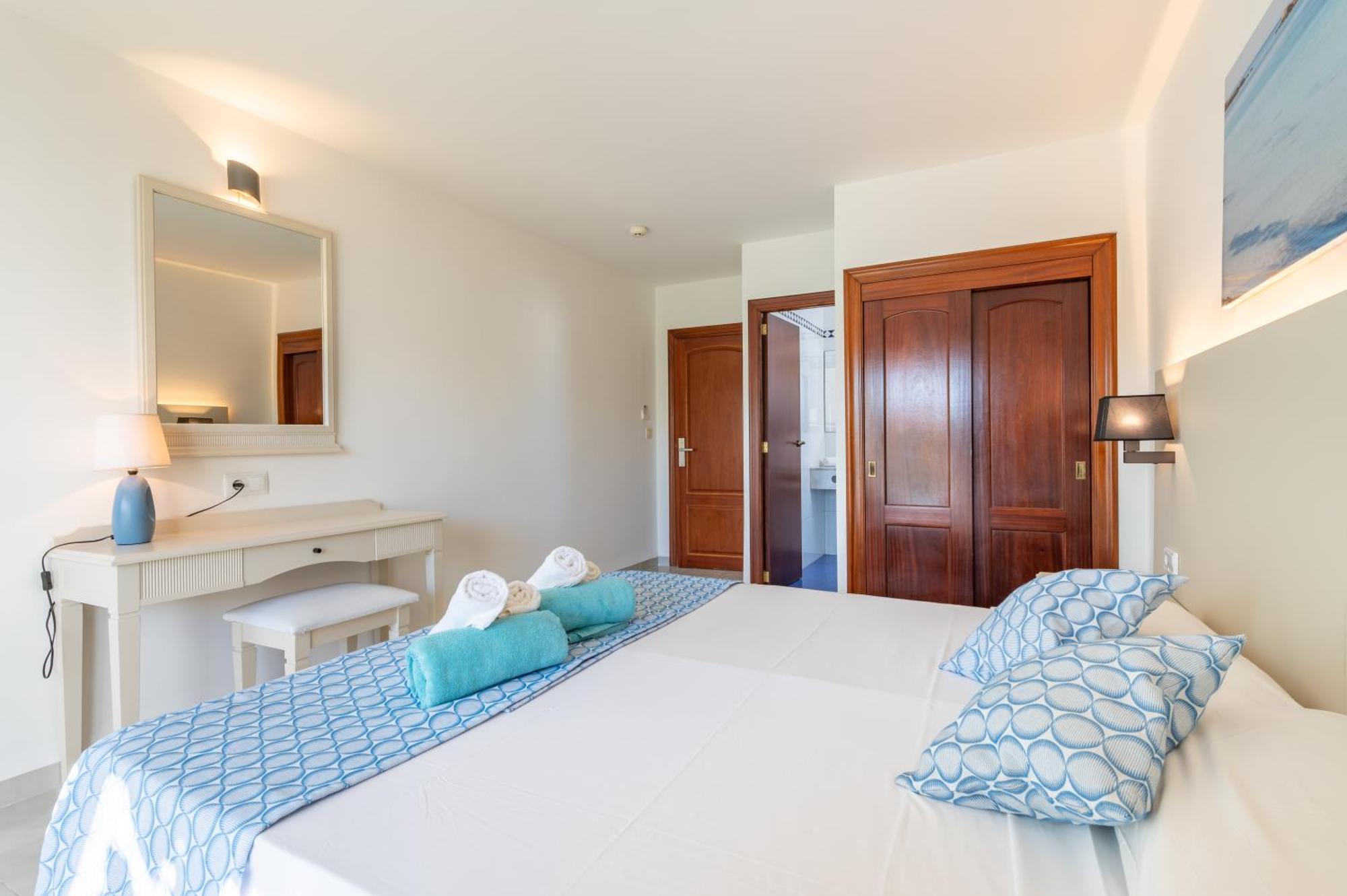 Hotel Martorell By Mhr Colonia de Sant Jordi Kültér fotó